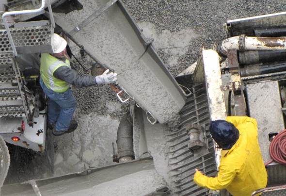 Flowing concrete