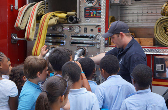 Sumner School kids learn about firefighting