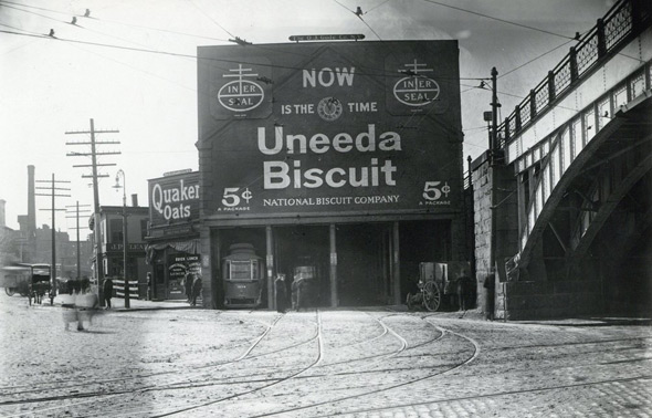 Old Uneeda Biscuit sign in Boston