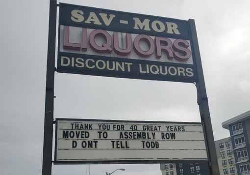 Sav-Mor's last sign