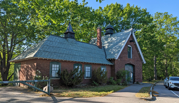 Havey Beach carriage house