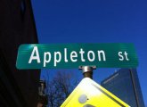 Bad font on South End street sign