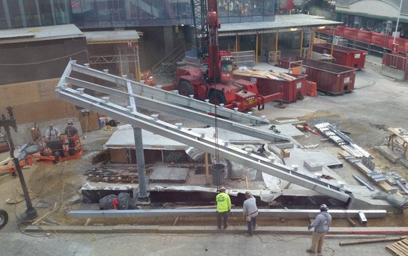 New entrance for Orange Line on Franklin Street in downtown Boston