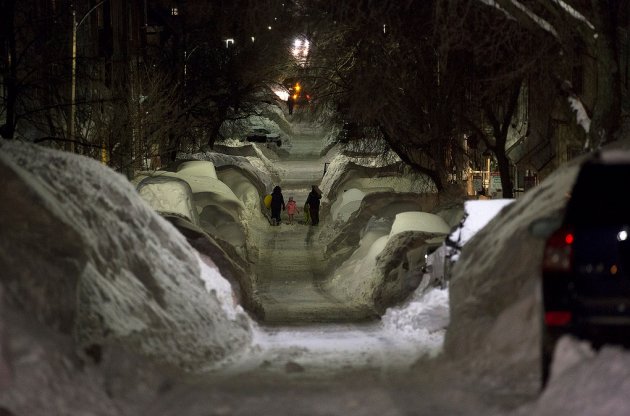 E. 6 Street in South Boston in the snow