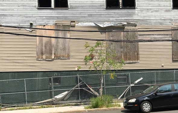 Lagrange Street eyesore