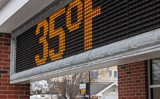 Different temperatures on different sides of Centre Street