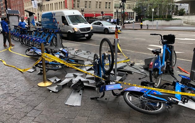 Driver takes out Bluebikes at South Station Universal Hub