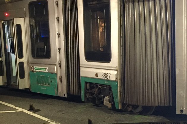 Green Line derailed near Heath