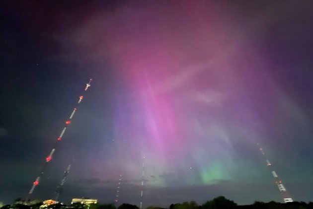 Aurora over Needham radio and TV towers