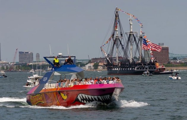 Codzilla and the USS Constitution