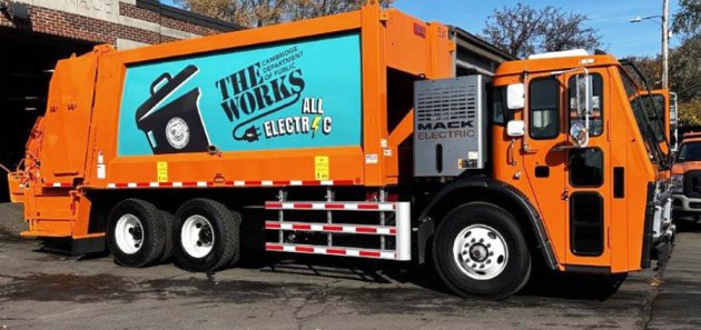 Electric-powered garbage truck