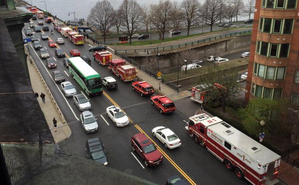 Massachusetts Avenue Bridge scene