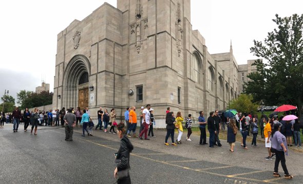 Brazilians lining up to vote in Brighton