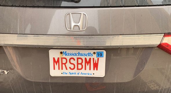 License plate reading MRSBMW on a Honda Odyssey