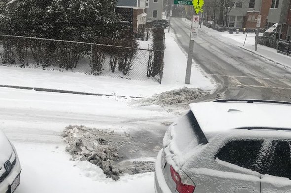 Snow at the Charlestown/Somerville line