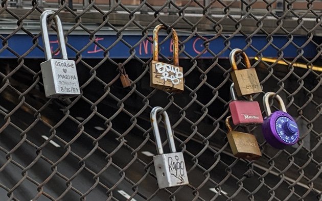 Love locks