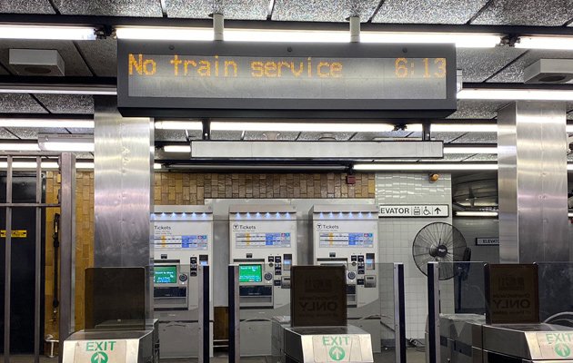 Sign: No service on the Orange Line