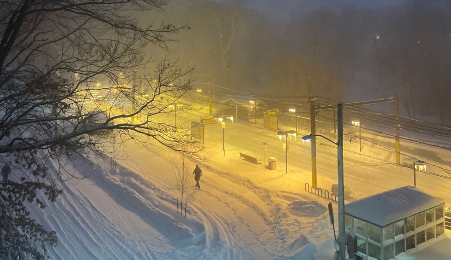 Snow at Longwood station on the Green Line