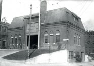 Building in old Boston