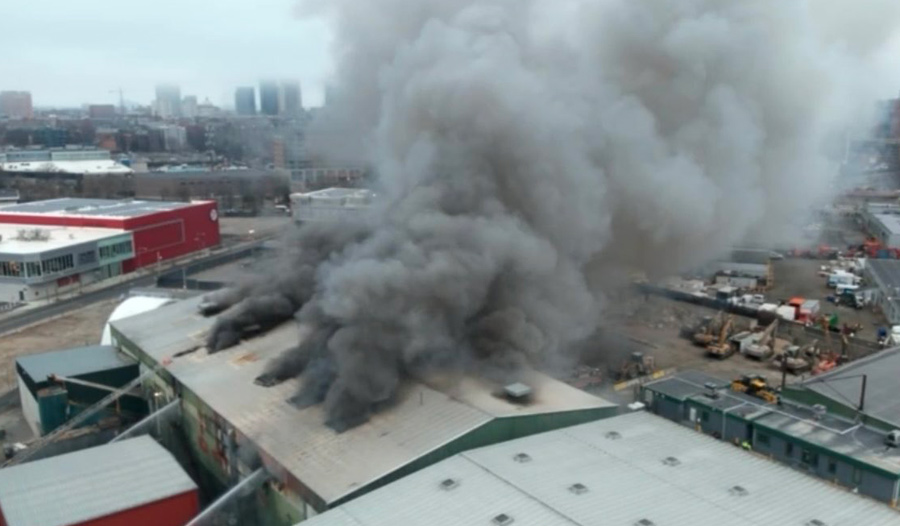 Billowing smoke from trash fire 