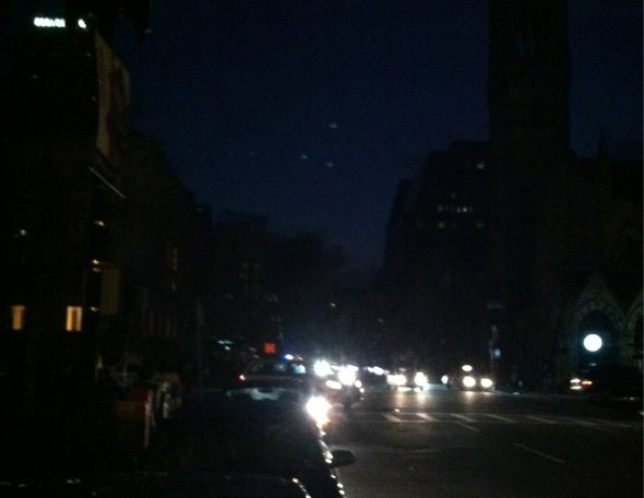 Boylston Street isn&amp;#039;t supposed to be this dark at night. Photo by Matt Karolian.