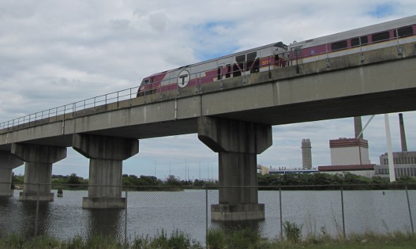 Train crosses the Mystic River