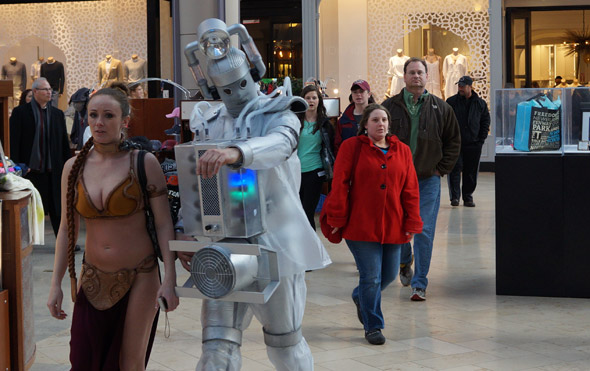 Boston Anime Leia and robot