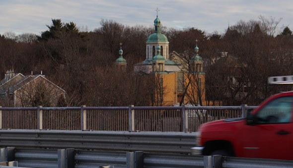 Casey Overpass: Ukranian Orthodox church