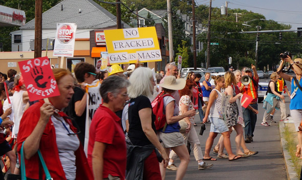 Pipeline protesters on Washington Street