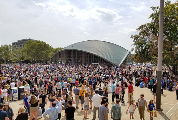 Watching the eclipse at MIT