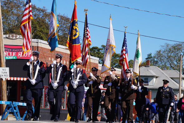 Perfect day to watch a parade in Roslindale | Universal Hub