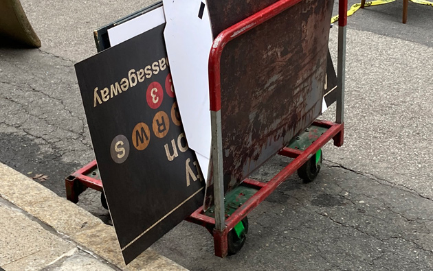 New MTA signs for downtown Boston